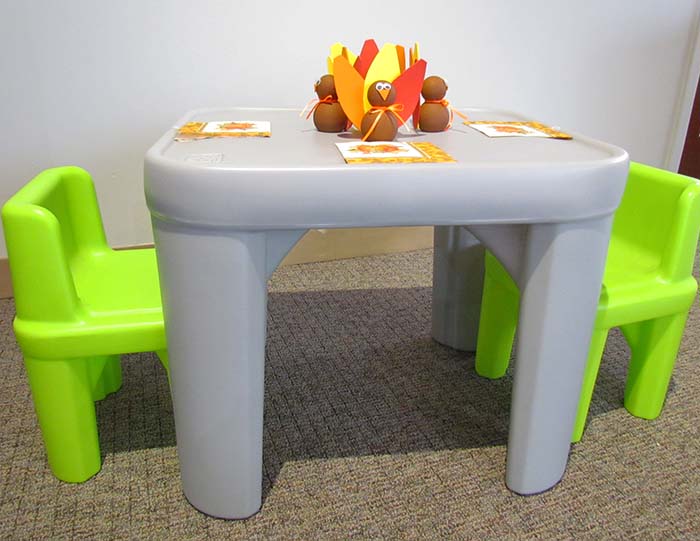 step2-blog-thanksgiving-table-decoration-set-table