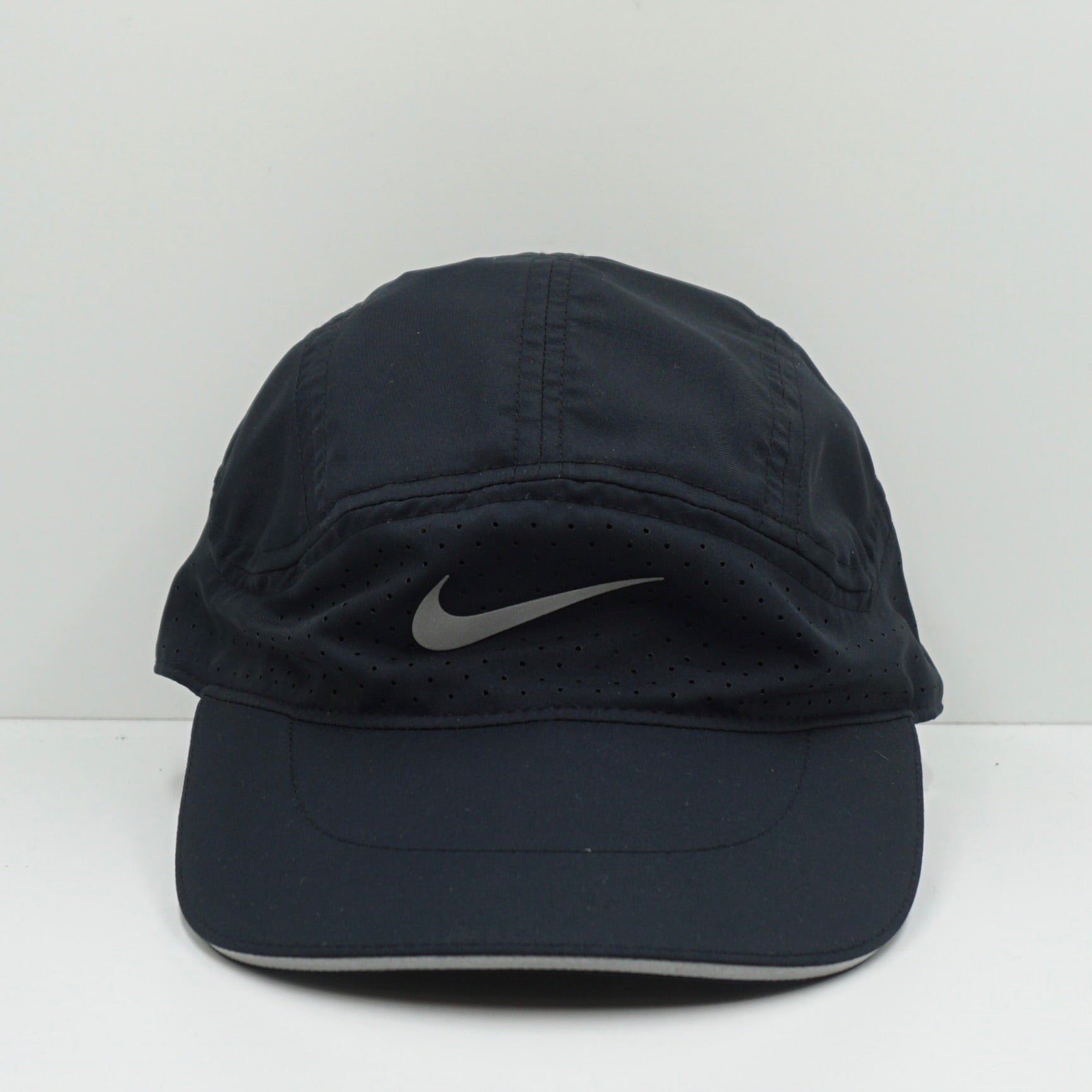 image of Nike AeroBill Tailwind Running Cap