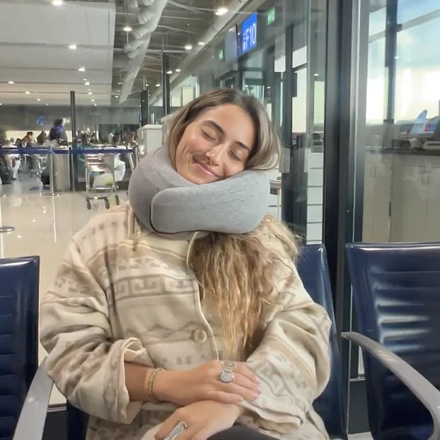 flyhugz_neck_pillow_comfort