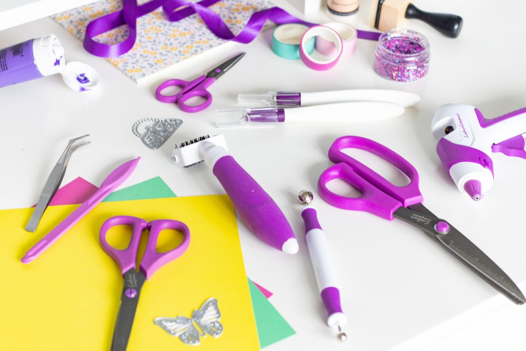 7 Must-Have Scrapbooking Tools –