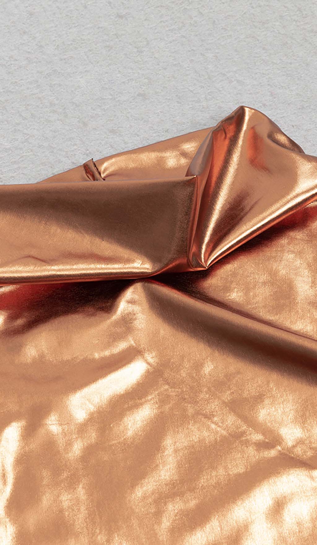 PLUS SIZE METALLIC MIDI DRESS IN GOLD - Image 7