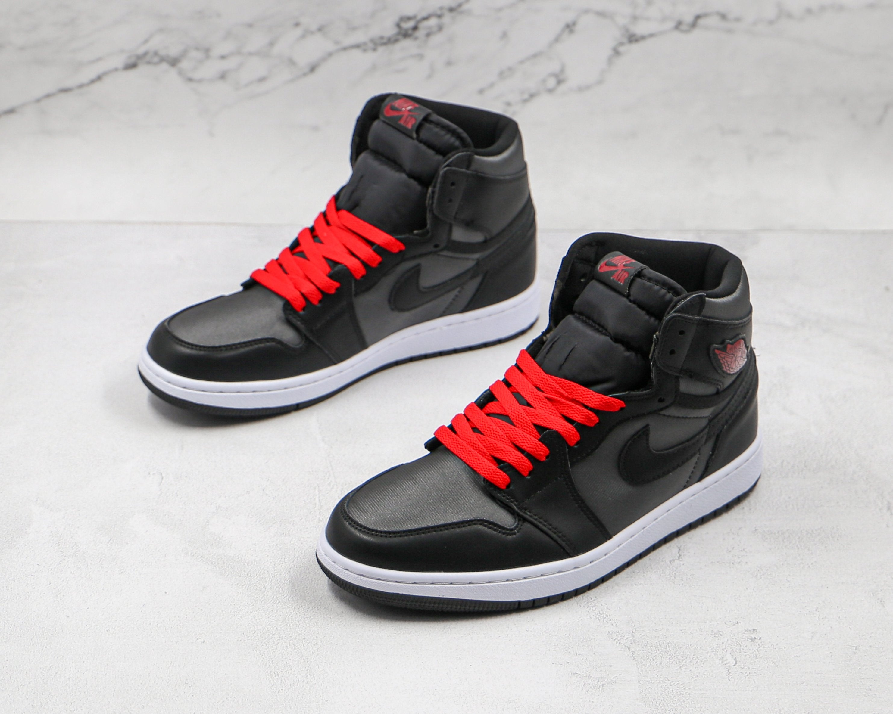 Air Jordan 1 Retro High OG 'Gym Red' 555088-06 Sneaker