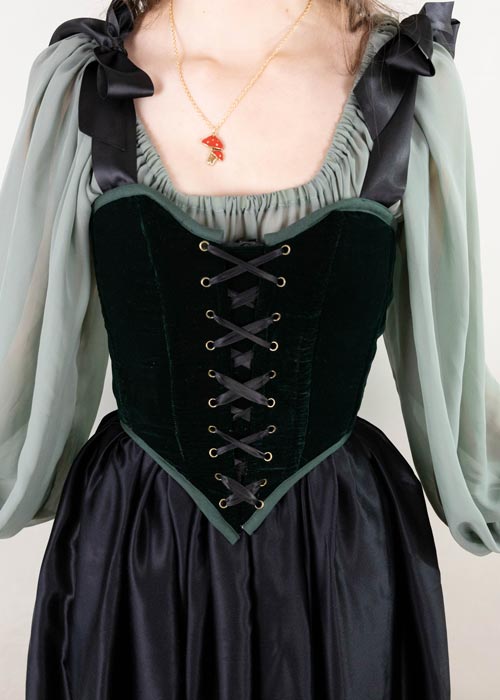 black overbust bodice style of corset