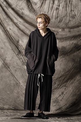 JAN-JAN VANESSCHE x O project 21SS リラックスフーディスタイル