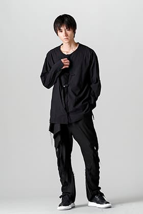All black style with "ASKYY Atelier pants 3rd"!