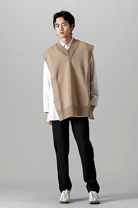 Maison Margiela "Knit Stole" layered styling for autumn!