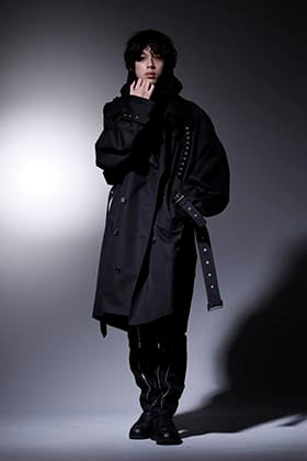 TAKAHIROMIYASHITATheSoloist. × D.HYGEN 2022-23AW Trench coat styling