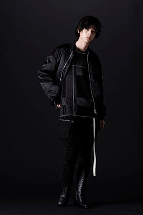 The R 2022-23AW Brand Mix Black Styling