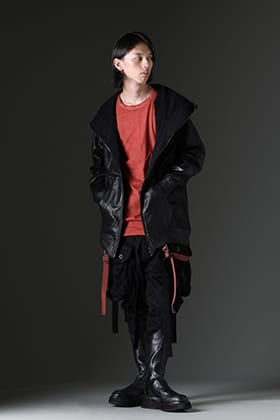 JULIUS & D.HYGEN 2023SS Black x Red Color Hoodie Styling