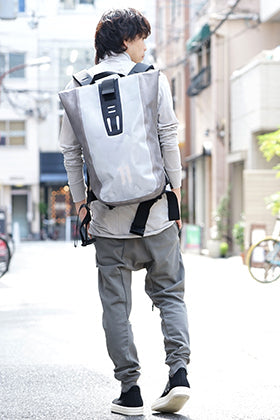 11 by Boris Bidjan Saberi Gray tone Style