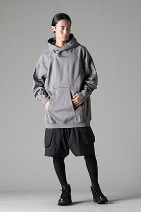 JULIUS & DEVOA 2023-24AW シームドフーディースタイリング