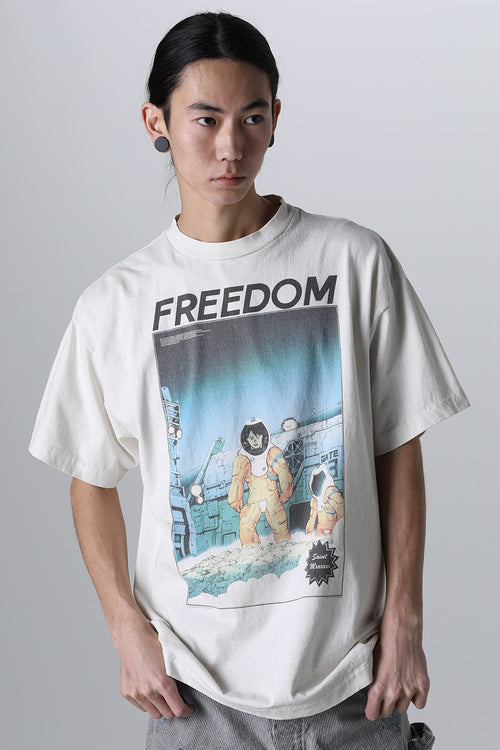 FREEDOM × SAINT Mxxxxxx ASTRO Short sleeve T-shirt - SAINT Mxxxxxx