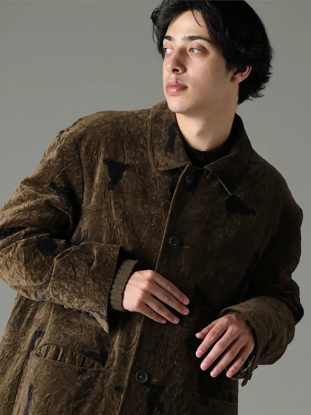 ZIGGY CHEN 23-24AW  - オリジナリティとユーザビリティの高いデザイン - 0M2331118 クラシックシングルブレステッドロングコート 2-002