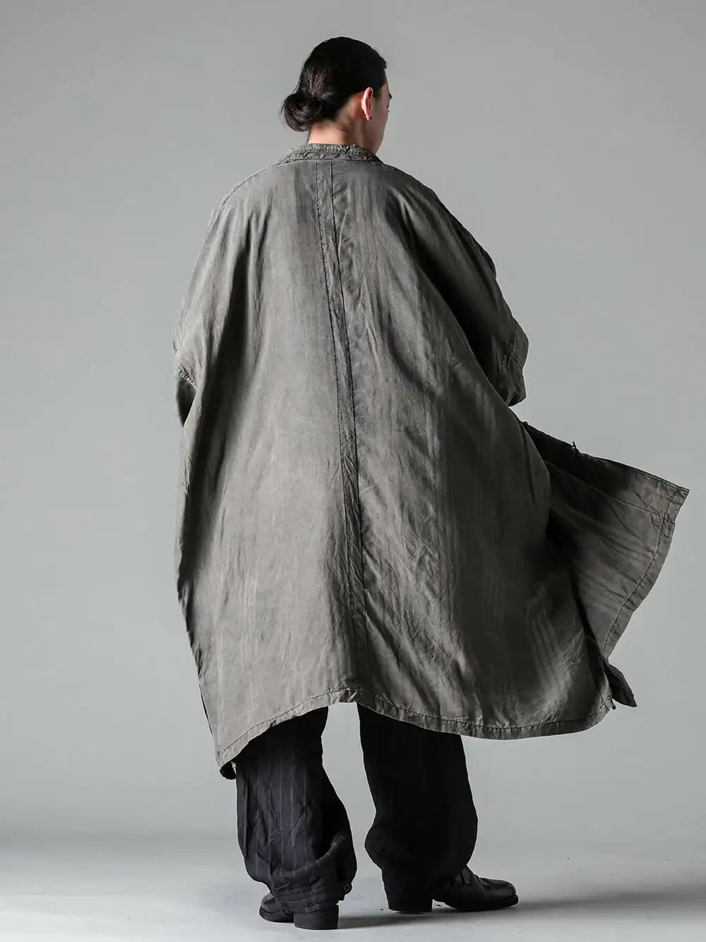 KLASICA 24SS - KLASICA 24SS New: Wide Atelier Coat Beyond Culture - 24C-WCT040-CT30-VL-ver ワイドカットヴィンテージワークコート - 24C-TRZ008-LINDBERGH-Wp-ver Side Tucked Wide Straight Trousers - 992x-black-guidi Classic Derby Shoes Laced Up Single Sole - Horse Full Grain - 992X Black 1-005