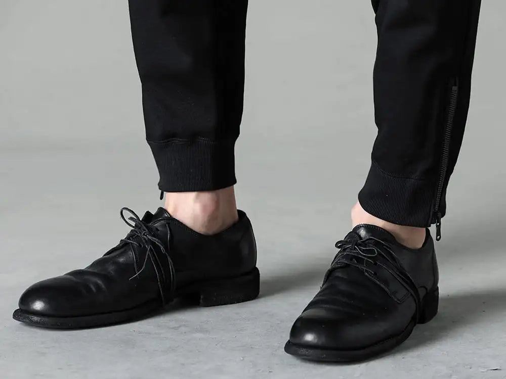 Guidi - グイディ 24SS - Diagonal Seam Design Adds an Accent to The Viridi-anne's 