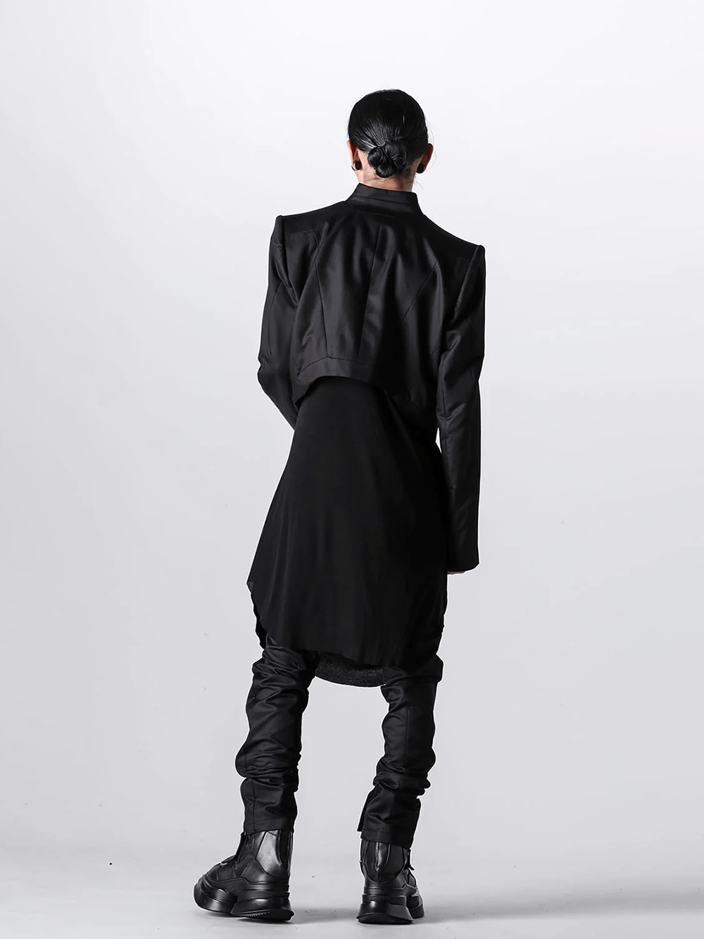 Julius 2024SS Styling - Jacket with beautiful form of heavy satin material. - 857JAM2-Black(Viscose/Cotton Heavy Satin Jacket For Male 857JAM2) - 2-006