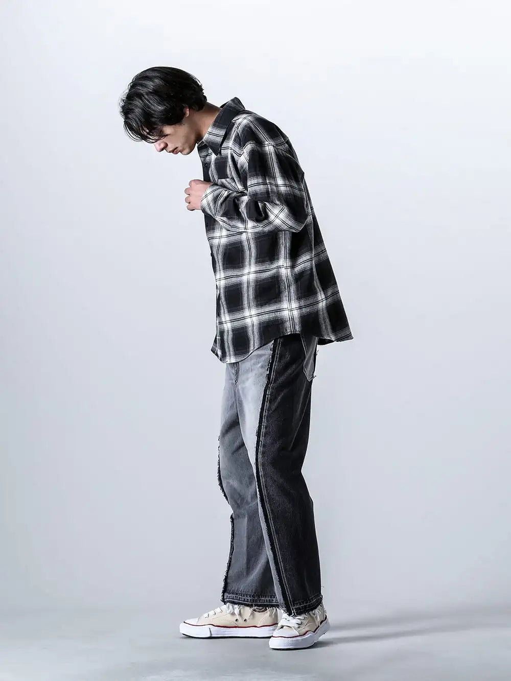 RAFU 24SS STYLING - A monotone-based coordinate with an overflowing sense of unity - Rafu008-Docking shirt black - 16102-Black_CL-Twisted 3D sarouel denim black CL - A04FW729-Original sole canvas low-cut sneakers 1-002