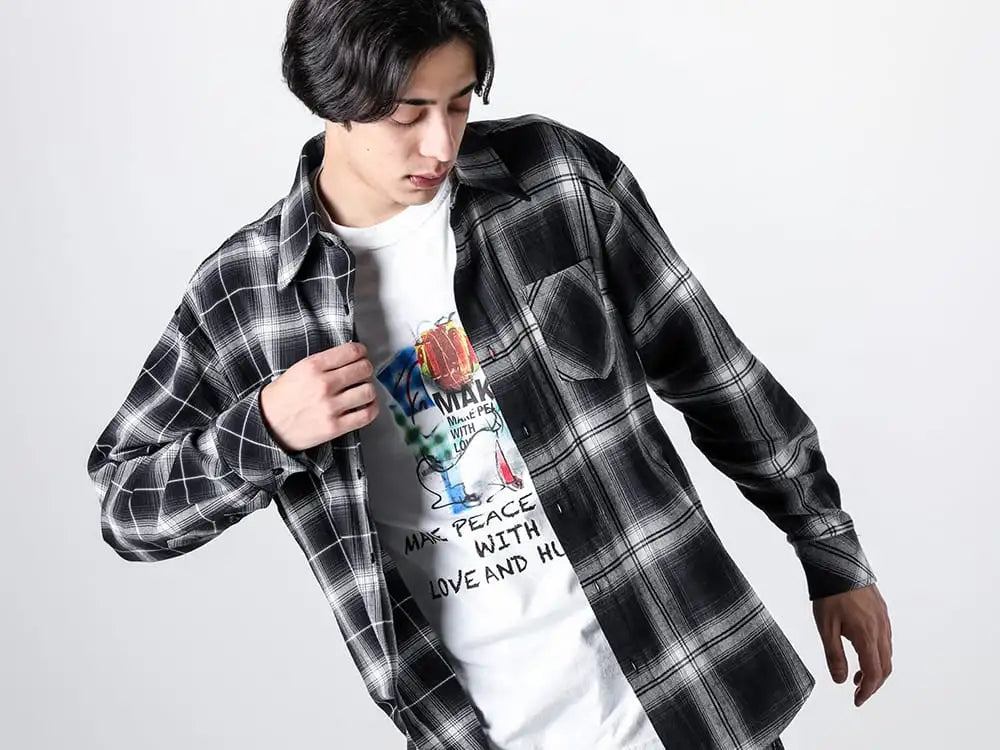 RAFU 24SS STYLING - 全体のバランス感の重要性 - Rafu008-ドッキングシャツ ブラック - Rafu033-バンドTシャツ A ホワイト 3-002