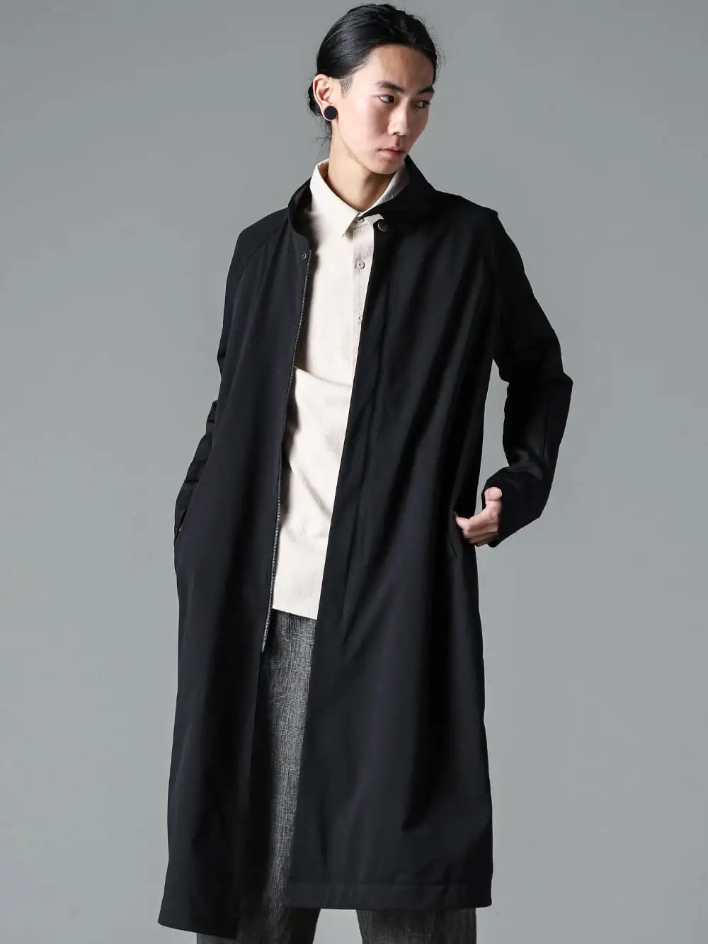 DEVOA 24SS(Spring/Summer)  - A coat that can be casually draped over the shoulders, much like wearing a long cardigan. - CTK-TBHS Hight neck coat water repellent polyester SHE-95CR Shirt loose fit cotton / hemp 2-001