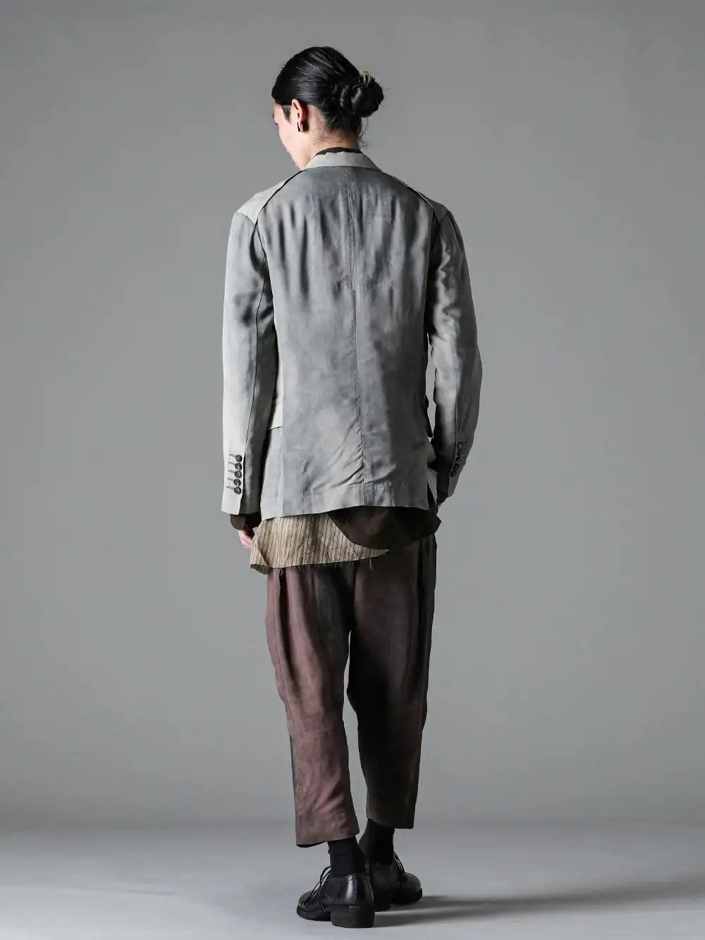 ZIGGY CHEN GUIDI 24SS Styling - Styling items that shows the characteristics of the collection  - 0M2410910 Loose Fit 2 Button Blazer 0M2410724 Layered Winkled Effect Shirt 0M2410516 Lee Ted Drop Crotched Trousers Classic Derby Shoes Lace Up Double Sole - Horse Full Grain - 792Z  1-005