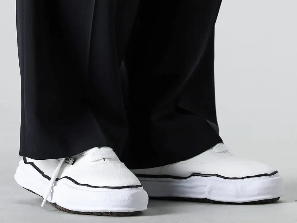 Maison MIHARA YASUHIRO 24SS - MIHARAYASUHIRO's Signature Sneakers - A02FW704-white-classic - BAKER Original sole canvas Low cut sneaker White 3-005