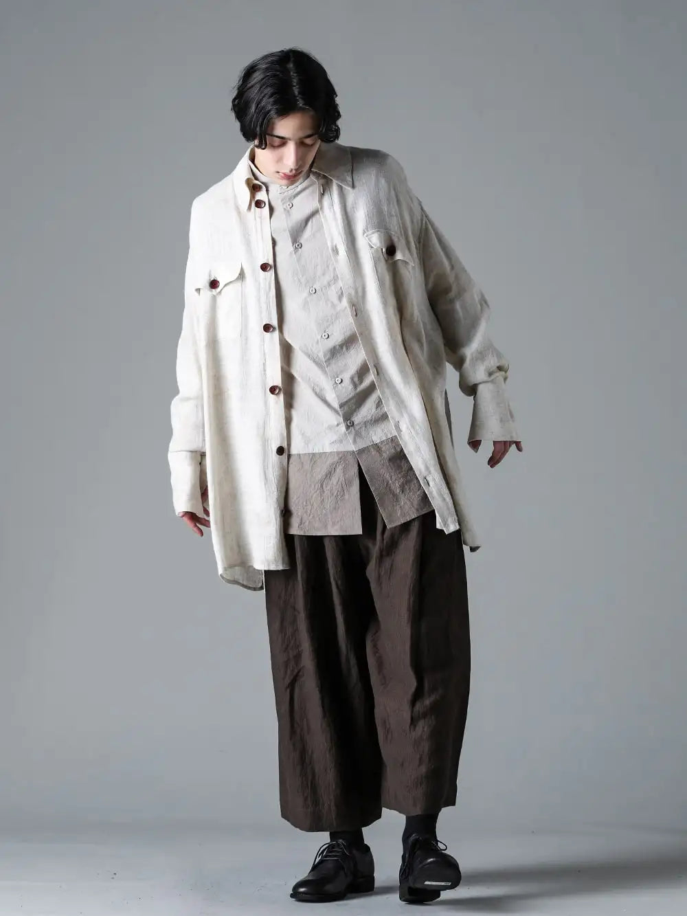 Peng Tai DEVOA ZIGGY CHEN GUIDI  24SS スタイリング - Choose items that go well with the three brands featuring distinct nuances - PTS24M06-2 Hand Dye Double Pocket Oversized Shirt SHE-CTKM Shirt Cotton 0M2410509 Plaited Extra Wide Leg Trousers Classic Derby Shoes Lace Up Single Sole - Horse Full Grain - 992X Black 1-001