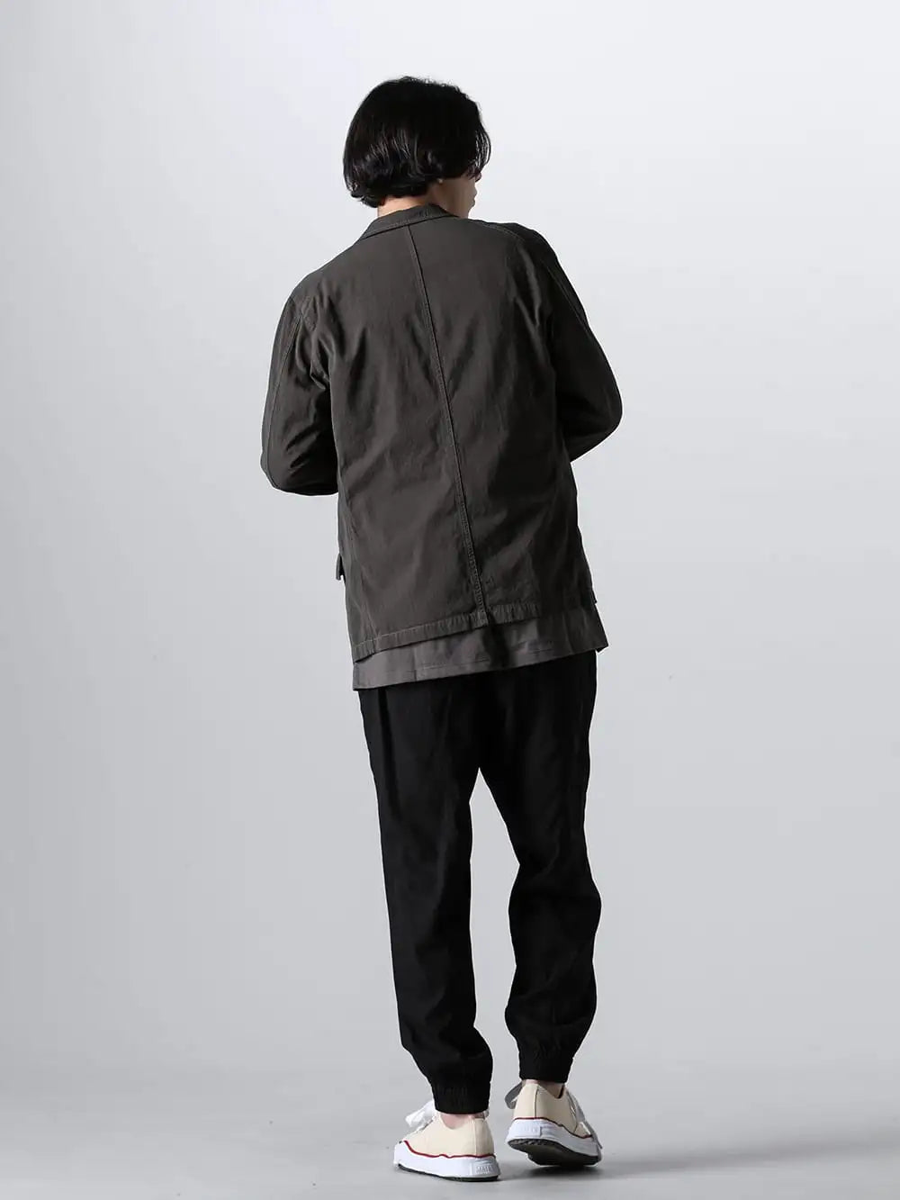The Viridi-anne 24SS styling - The necessity of selecting shoes - VI-3710-06-OliveDrab - Dry Cotton Jacket Olive Drab - VI-3744-01-Gray - Cotton Jersey Pocket T-shirt Gray - VI-3716-04 - Cotton Elastic Cuffed Pants - A04FW729 - PETERSON Original sole canvas Lowcut sneaker Natural 1-003