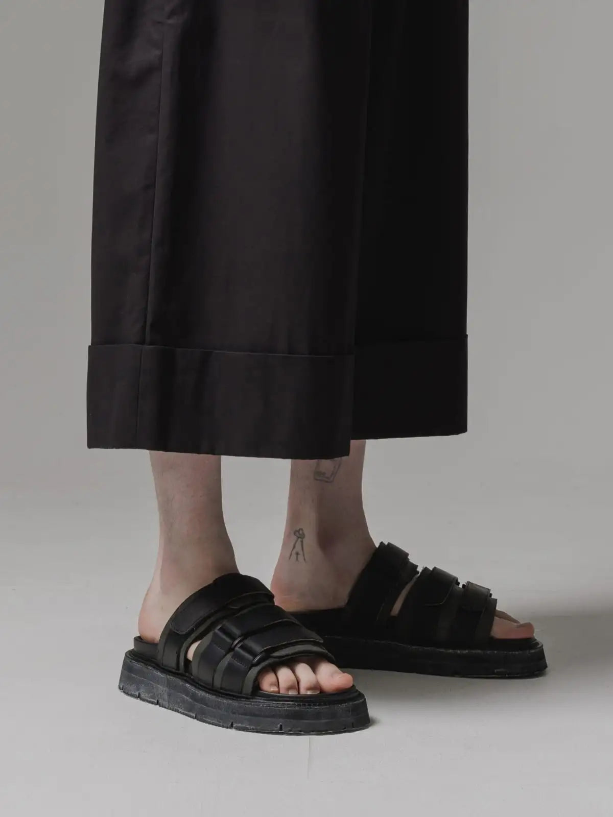 ISŌ 24SS - IWSS-GFCL Sandals calf leather 5-003
