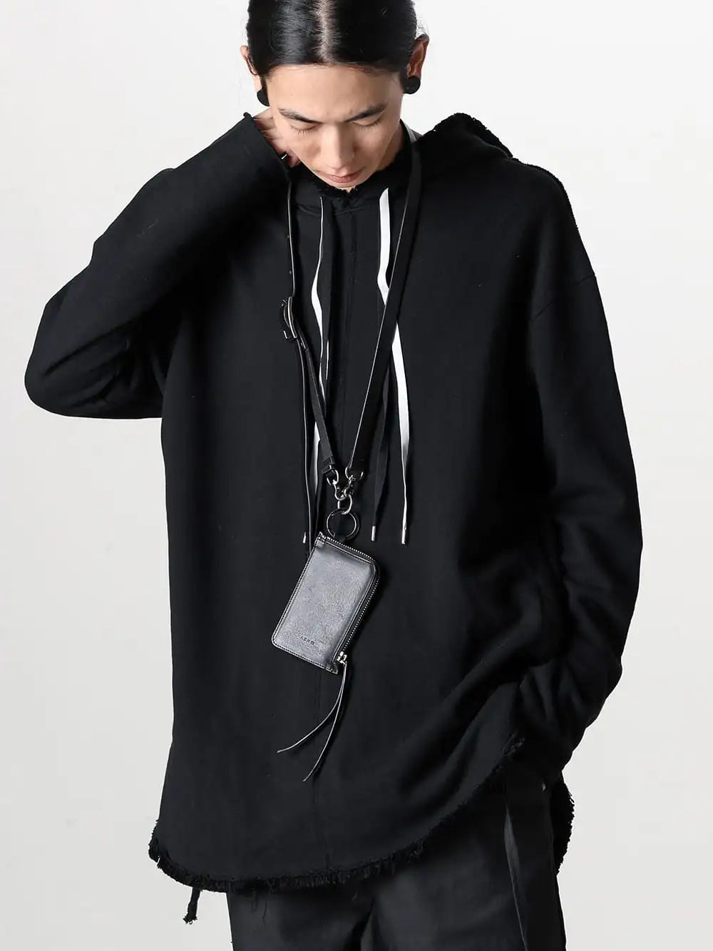 ASKYY  - Photo details(Overall Styling details) Plus a unique design when wearing it!  Black parka style that stands out 「L.GRAY cord」! - J1-Logy-Black - Oversized Parka Black 2-001