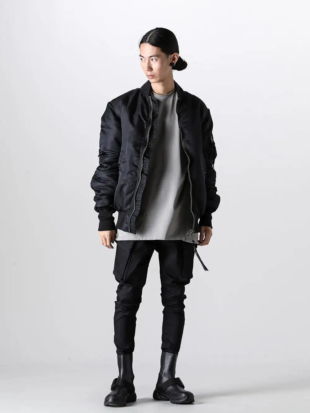 RIPVANWINKLE 23-24AW MA-1 with Bush Jeans Style - FASCINATE BLOG