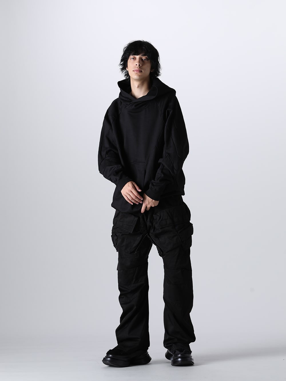 JULUUS 2023-24AW - JULIUS 7th item from the 2023-24AW collection has been delivered! Now on sale in stores and mail order! - 837PAM12-Black(Military Cargo Wide Pants Black) - 2-001