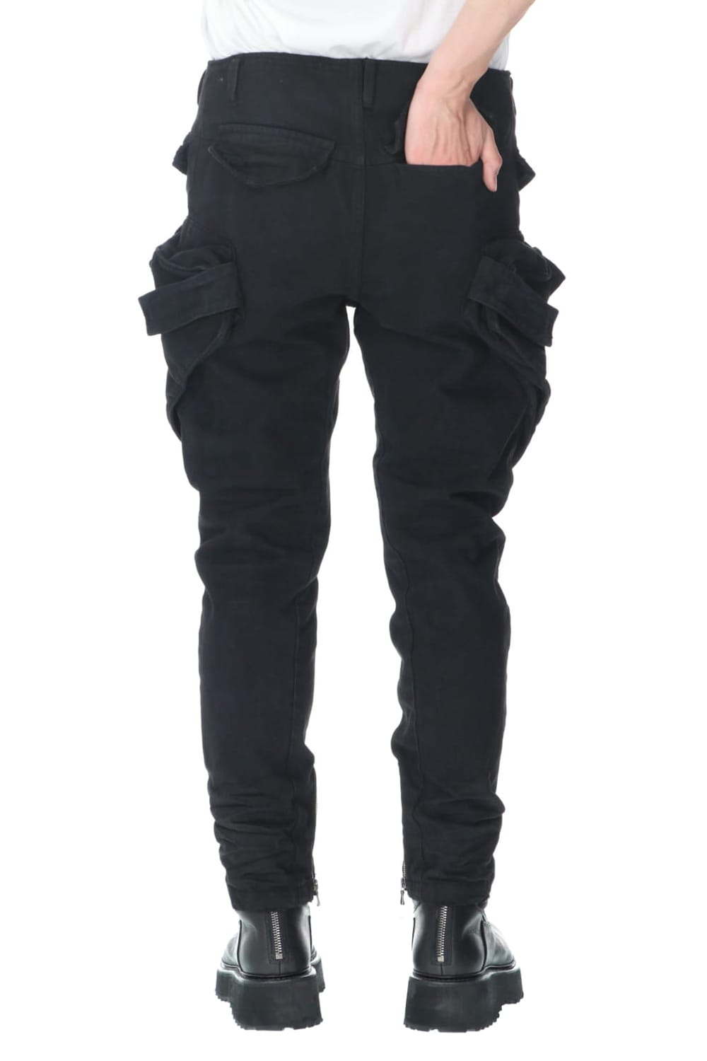 767PAM8-BK | Damaged Cargo denim | JULIUS | Online Store 