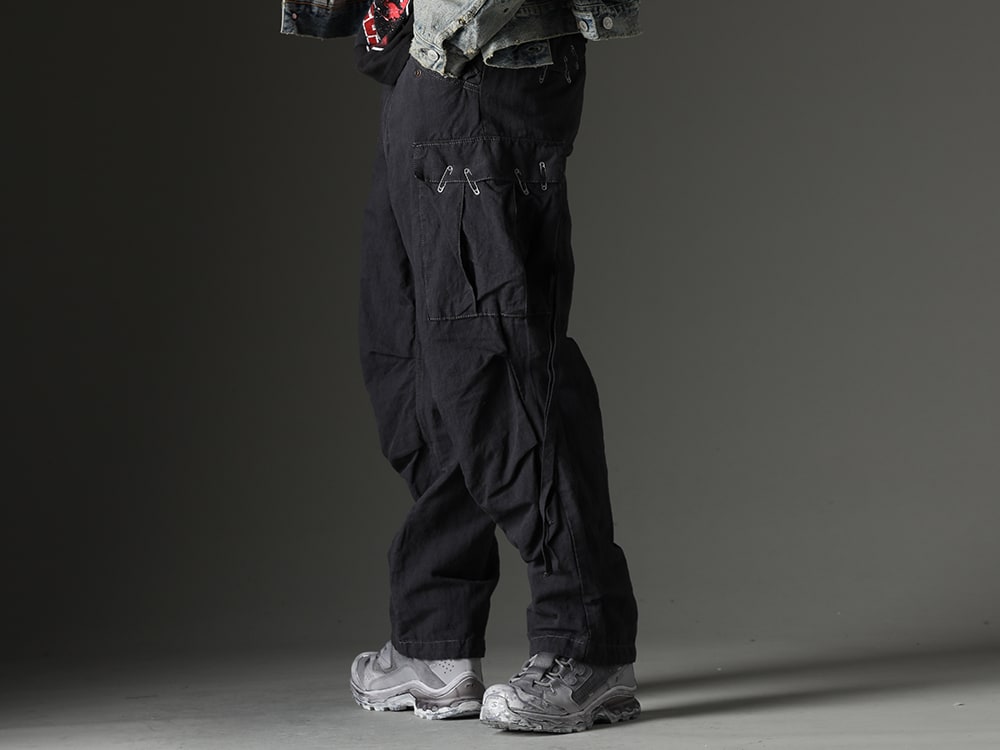 ink / 11 BY BORIS BIDJAN SABERI 2023-24AW - Vintage-inspired Cargo Pants with a Strong Character - ink23AW-13(Antique M65 Cargo Pants) boots2-gtx-light-grey-026(StylingBOOTS2-GTX Light Grey 026) - 3-002