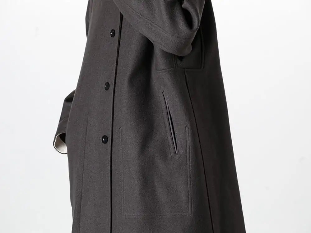 IRENISA 23-24AW - The Understated Charcoal for an Elegant Look! Enjoy the Quality of the Material on the Reverse Side! - IH-23FW-C022-MSM - Reversible Shawl Collar Coat 3-004