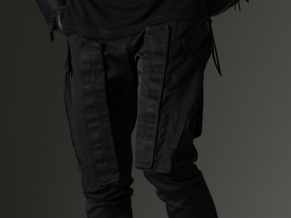 JULIUS 2023-24AW - Matching the Unique Design with Styling - 837PAM13(Tactical Skinny Pants Black) - 3-004