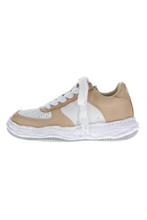 WAYNE Low Original sole leather Low-Top sneakers Beige / White - MIHARAYASUHIRO