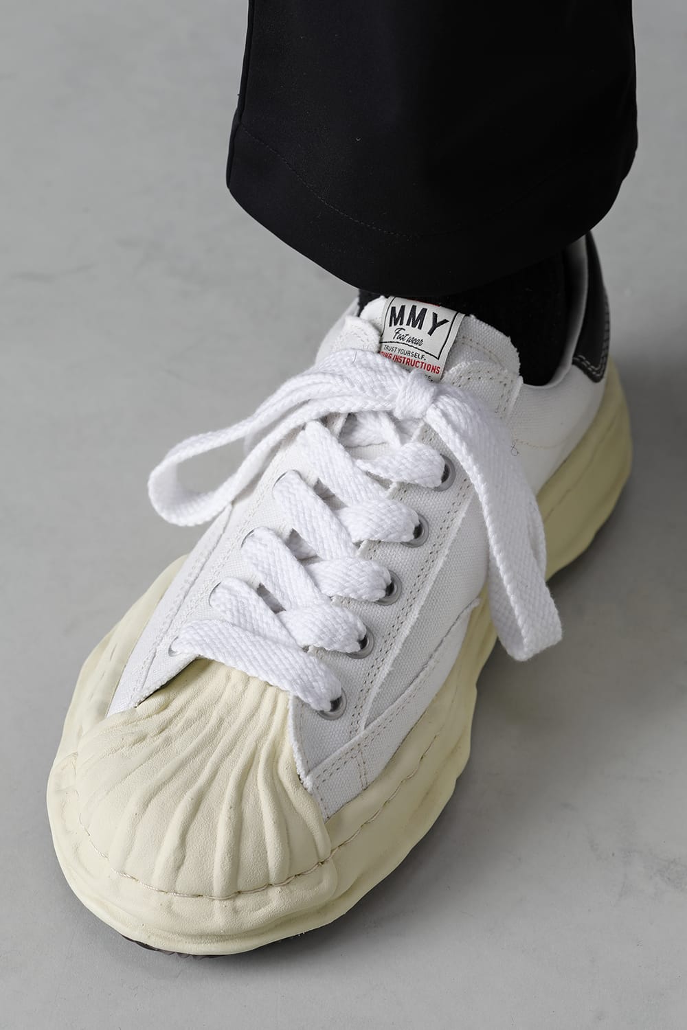 BLAKEY- Original sole canvas Low-Top sneakers Vintage like Sole White  MIHARAYASUHIRO Online Store FASCINATE ONLINE