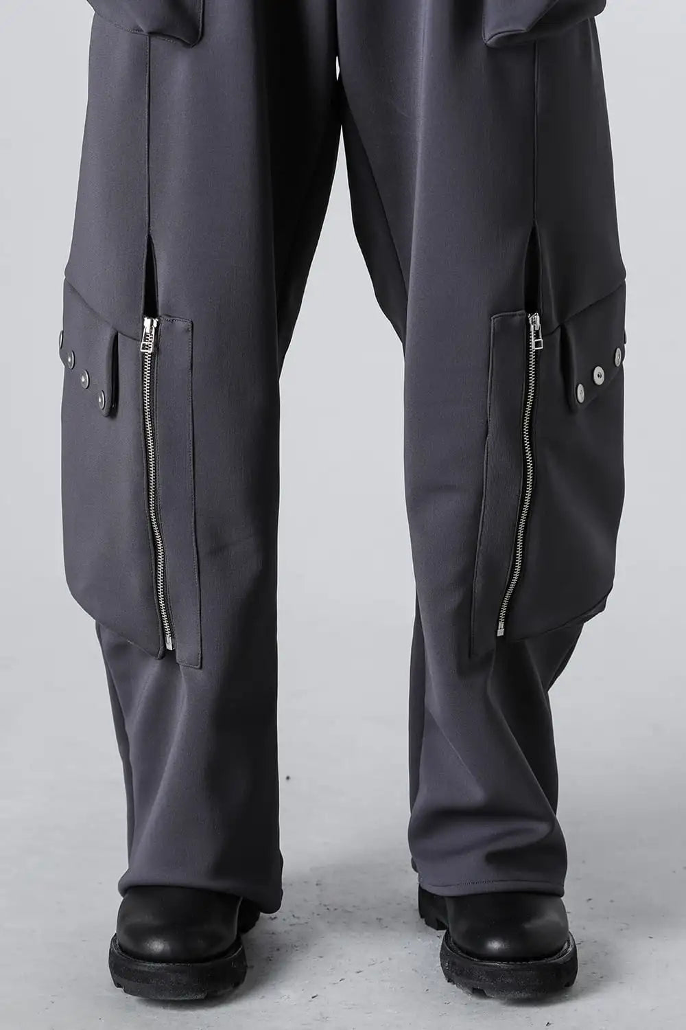 SS24-TRS-105-02 | Totem Cargo Trousers Cardi Knit | Omar Afridi 