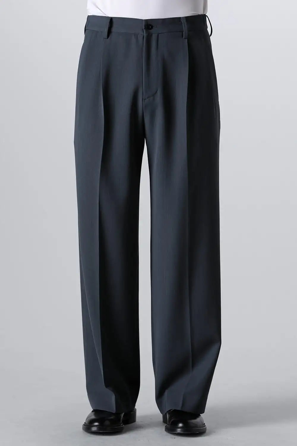 IH-24SS-P018-ND-Charcoal, Two Tucks Wide Trousers Charcoal, IRENISA