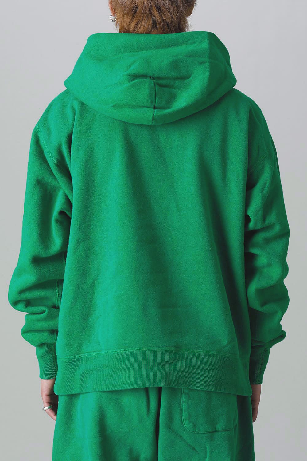 SM-S22-0000-044 | SAINT Logo hoodie Green | SAINT Mxxxxxx | Online 