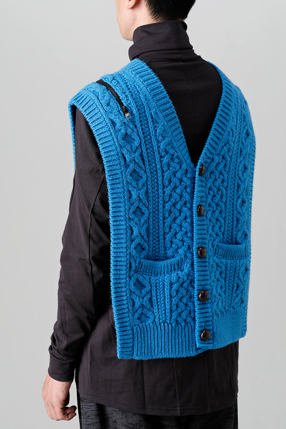 sk.0002AW22-L.Blue | reverse double zip aran pattern vest L.Blue 
