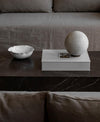 Audo Copenhagen Plinth Low sohvapöytä Harmaanruskea marmori