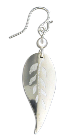 WHITE PEARL AND STERLING SILVER IMPRINTED LEAF EARRINGS