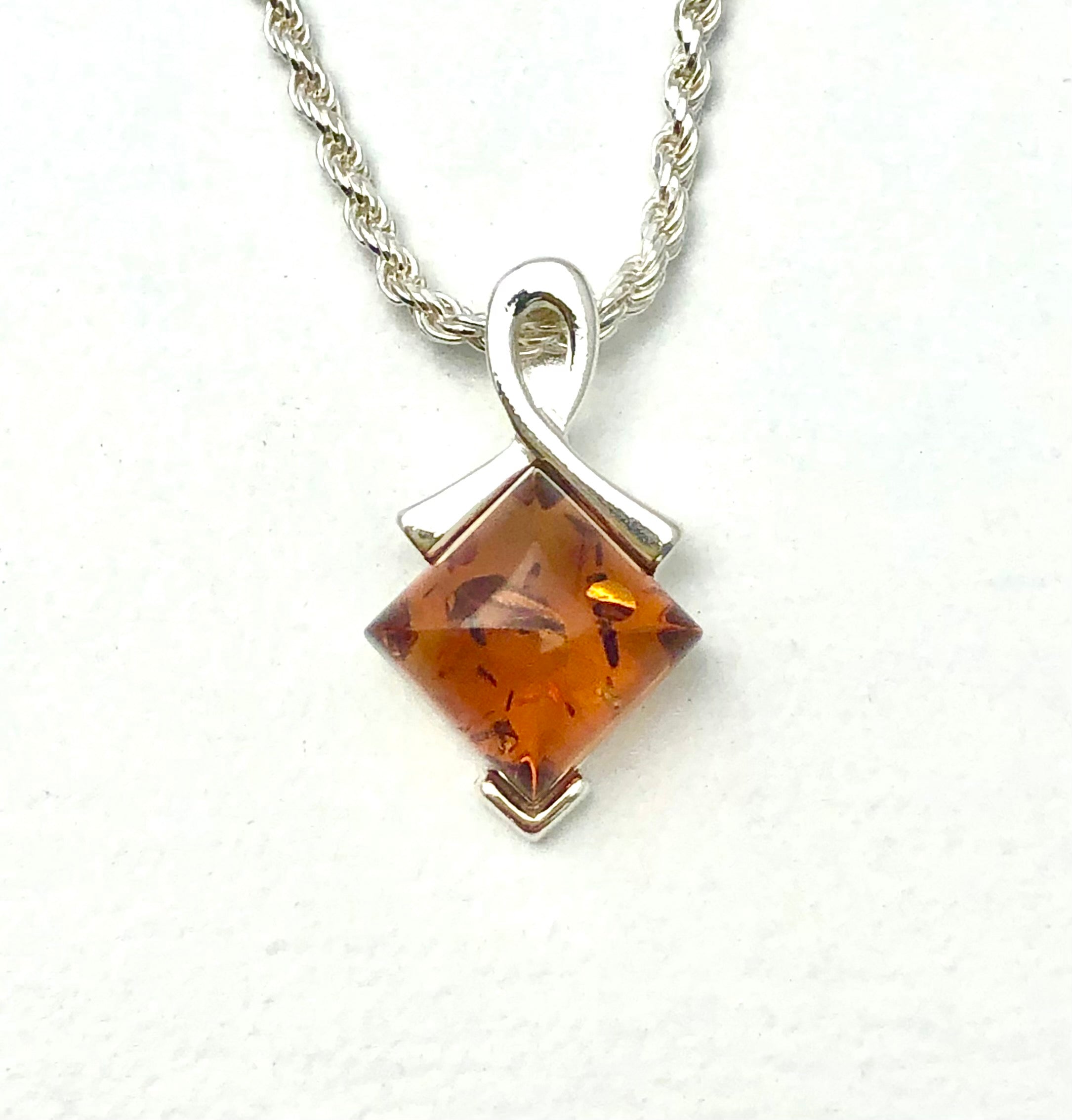 DAINTY COGNAC AMBER PENDANT