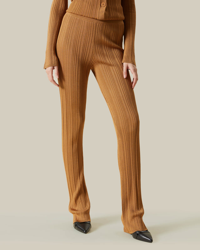 Picture of Ribbed Knitted Pants