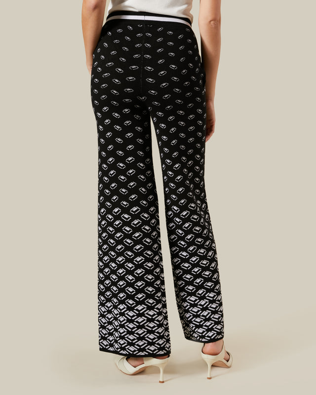 Picture of Geometric Patterned High-Rise Pants