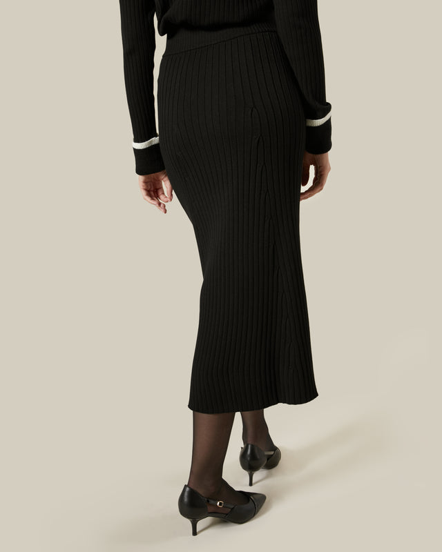 Picture of Knitted Midi Skirt