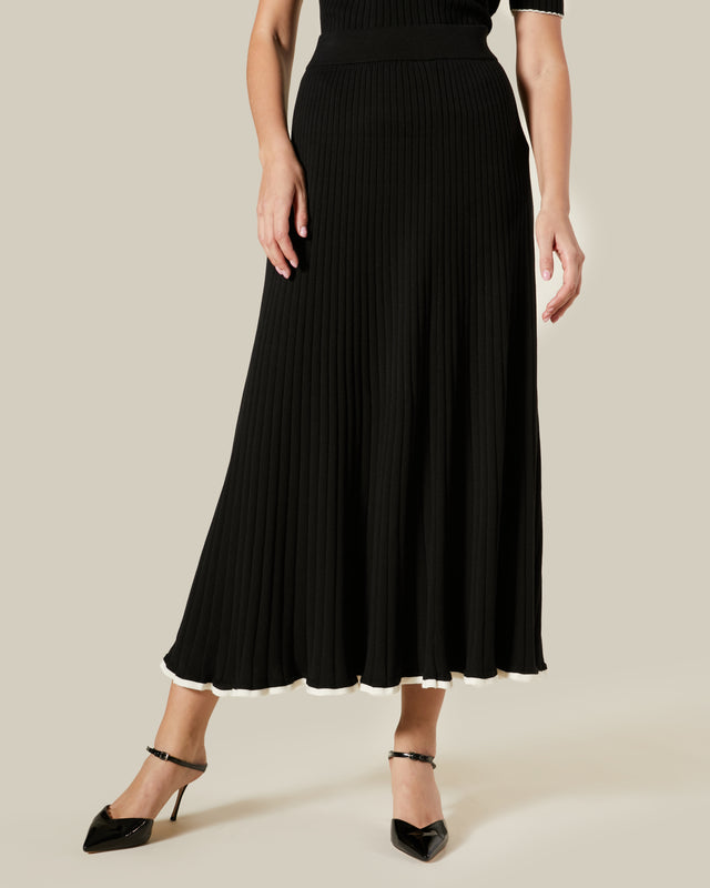 Picture of Contrast Tipping Knitted Skirt
