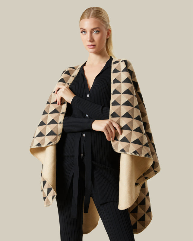 Picture of Geometric Patterned Poncho