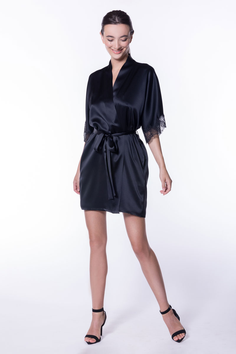 Amelie Short Robe